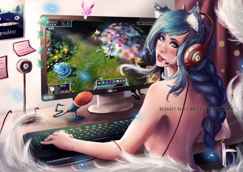 league-of-legends-sexy-girls:  Ahri’s Part time job by HashTag13 