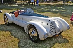 shewhoworshipscarlin:  1931 Alfa Romeo Gran