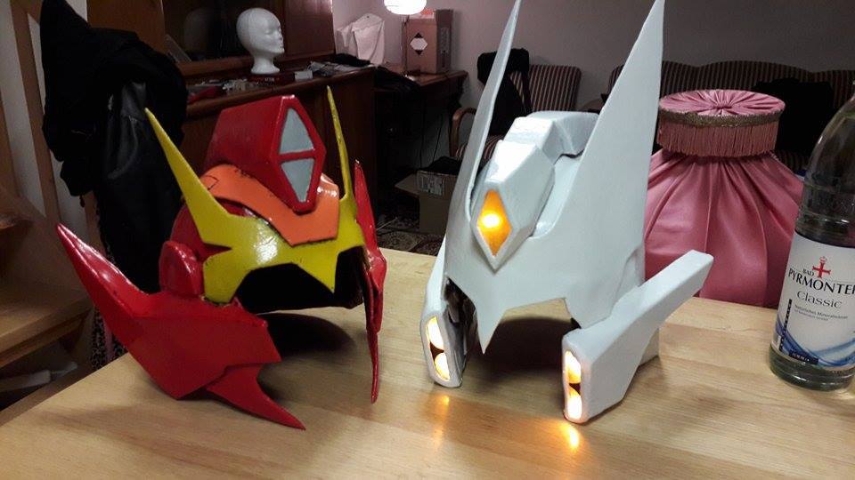 chaozrael: :) Rodimus helmet is completely done now. I made the paintjob over night