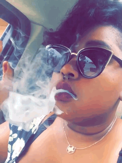 thecaramelbunny2k7:  Since I’m gonna wait to drop new content.  Fave gifs lol