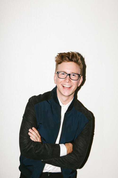 Ellen, Analog, Amazing Race: YouTube Star Tyler Oakley Wants to Do Everything But Fail
