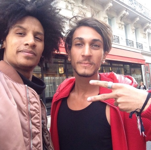 nicekittie:Via slimshotwastaken  Afro…or whatever. I want him back like that. As the fluffy a