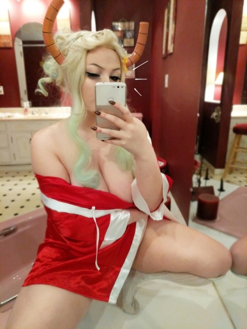 striderscribe: spicy 🐲 mom