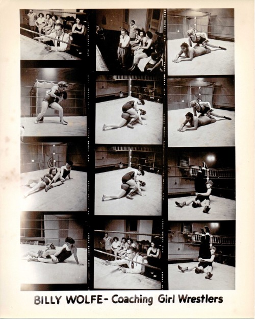 collectorsweekly:  Vintage Girl Wrestler Photos Pre 1940