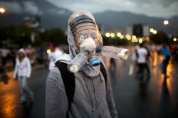 terminalvontade:Venezuelan protester in Caracas