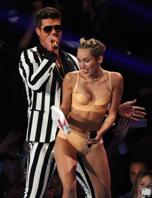 Miley cyrus robin thicke