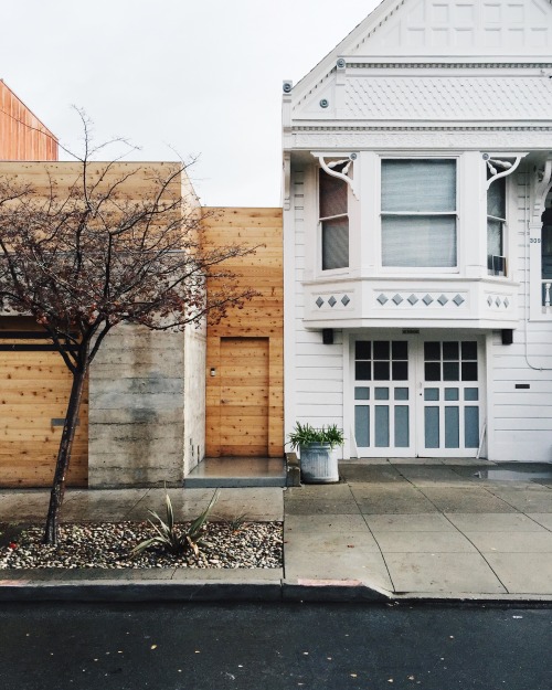 everlane: Architectural inspiration courtesy of our neighbors.Left or right?