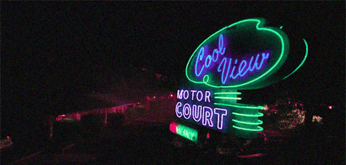 jacobperaltaz:Neon Signs on The X-Files