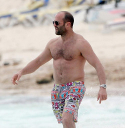 fhabhotdamncobs:   Jason Statham      