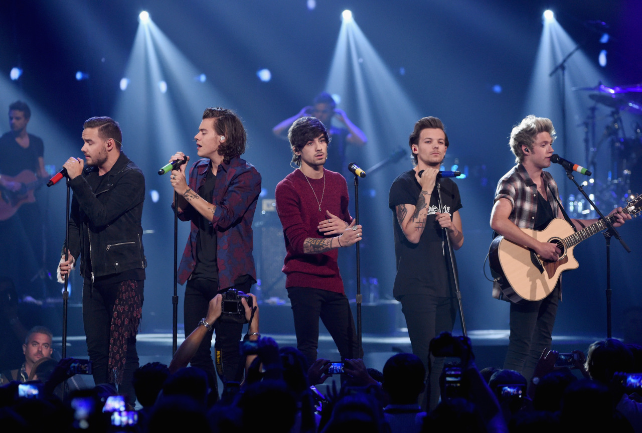 direct-news:  HQ’s - One Direction performs onstage during the 2014 iHeartRadio