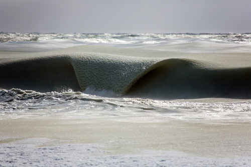 landscape-photo-graphy:Photographer Jonathan Nimerfroh Captures Massive Waves Infused with Ice 