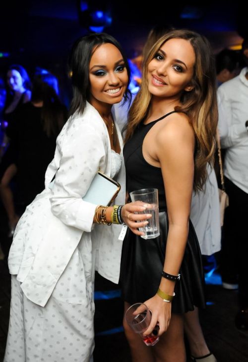 Leigh-Anne Pinnock and Jade Thirlwall- Little Mix (Leighade)