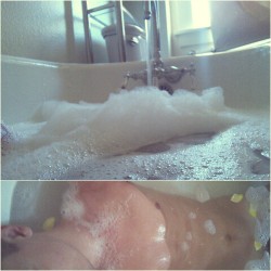 Christian-Loring:  🌻 Bath Time 🛀 