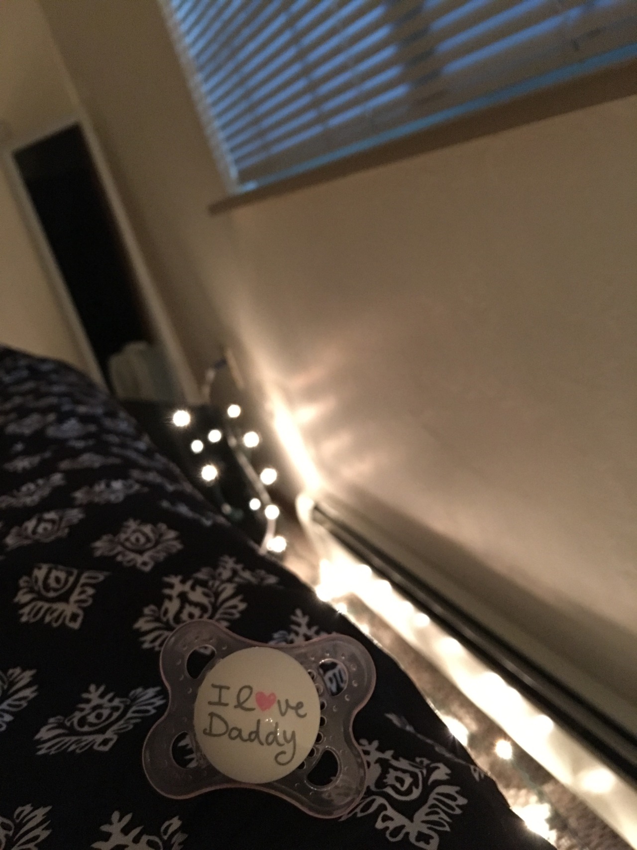 littleprincessrachel:  New paci!! 