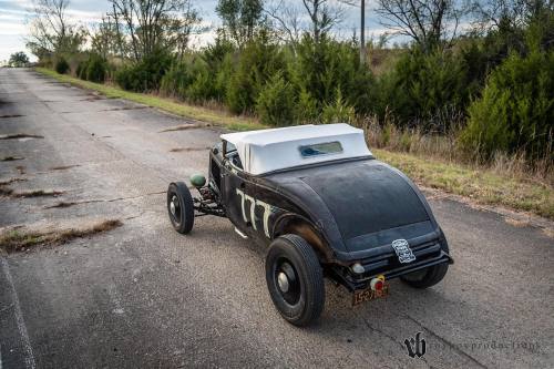 Way back in 2016 I shot this bitchin car belonging to @jimmythehooker34 then the engine blew up and 