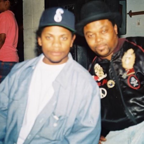 Rare pic of eazy 