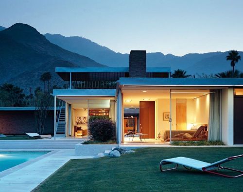 The iconic, Richard Neutra’s Kaufmann House in Palm Springs, California. #architecture #l