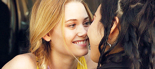 my-flourish-and-blotts:  Angelic sunshine rainbow gay alien and lovely bisexual princess