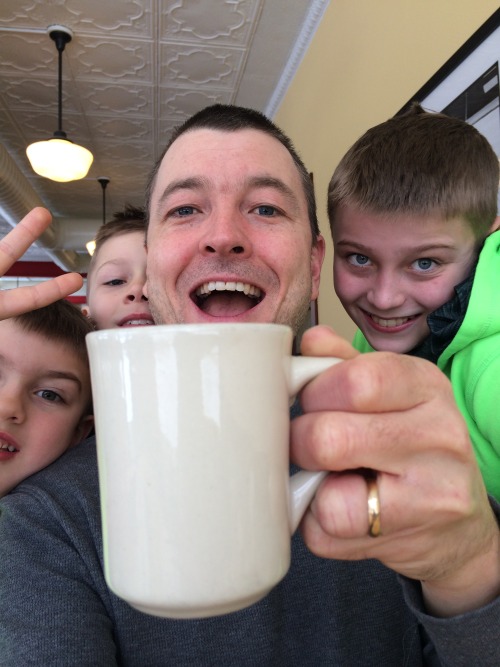 Mugshot Monday - “Turtle Bread Company” coffee mug with Mocha Java by Morningstar Coffee
I have the day off so I got to have breakfast with my three boys and my wife at Turtle Bread Company in Longfellow. Happy President’s Day to all you awesome...
