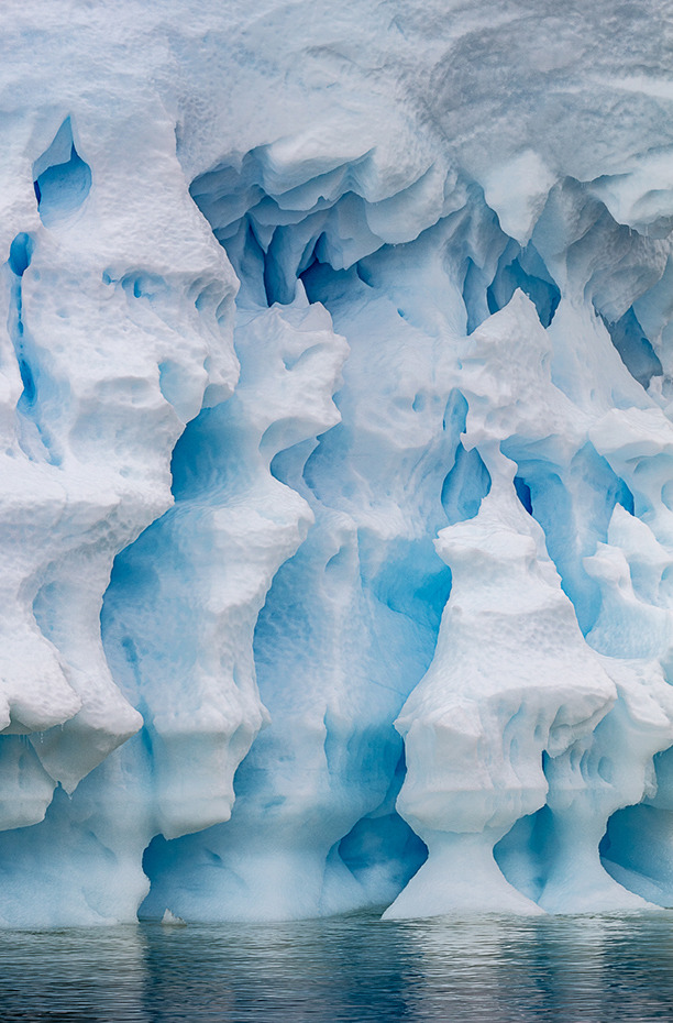 zferolie: dick–wagon:  irakalan:  BLUE ICEPrincipal Evangelist, Photoshop &amp;