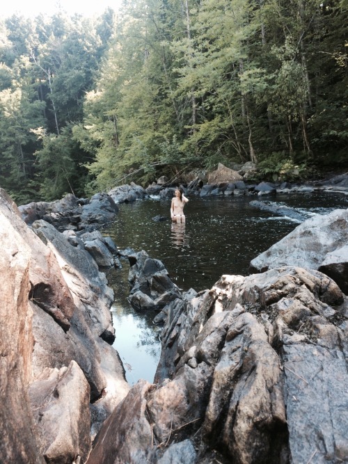 h-llowbody:  Forgot a swim suit today  ¯\_(ツ)_/¯