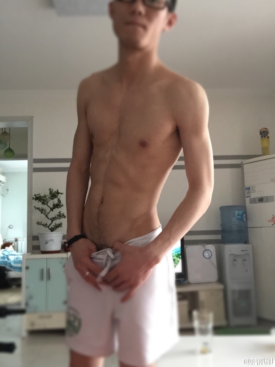 ikadongo:  Chinese Hottie  中國小帥哥(9pm/Oct5)