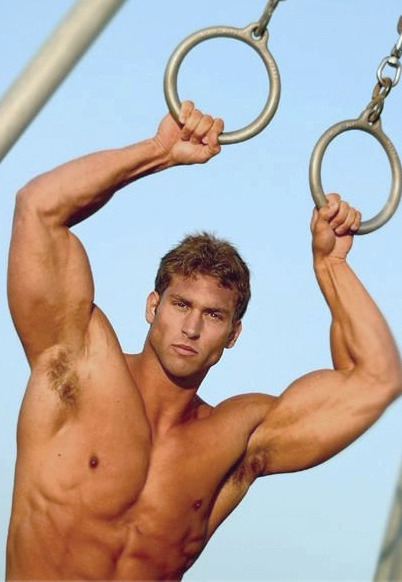 meniloveat5280:  Follow for over 95,000 examples of The Art of Man