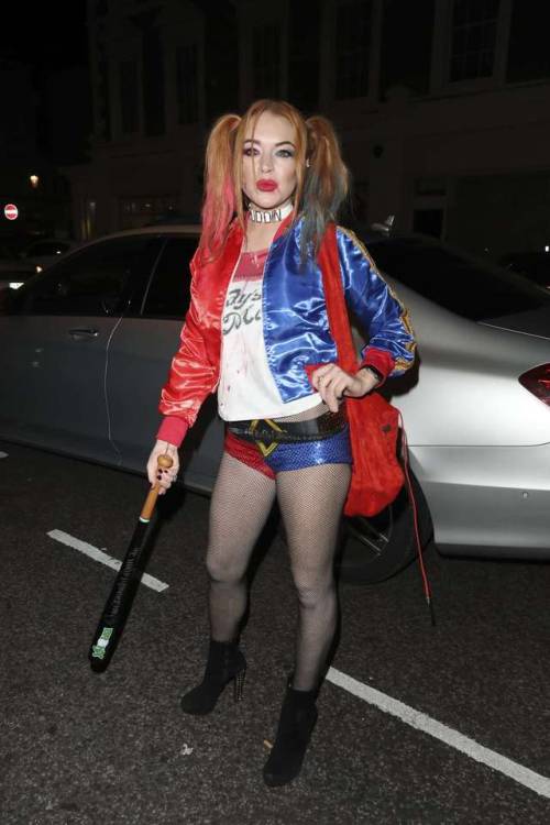 celebs-plus:  Suicide Girl