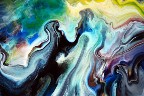 abstract-dimension:Ghostly Fluid Forms (by markchadwickart)