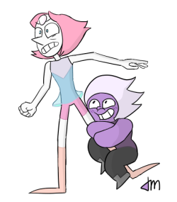 triangle-mother:  aww pearl made a new friend