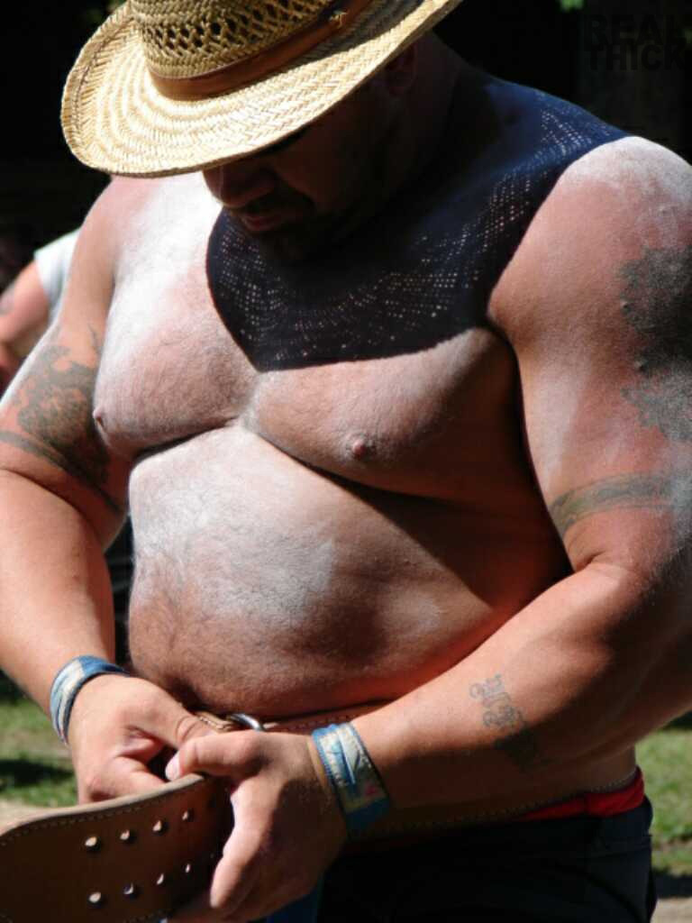 real-thick:  real-thick.tumblr.com