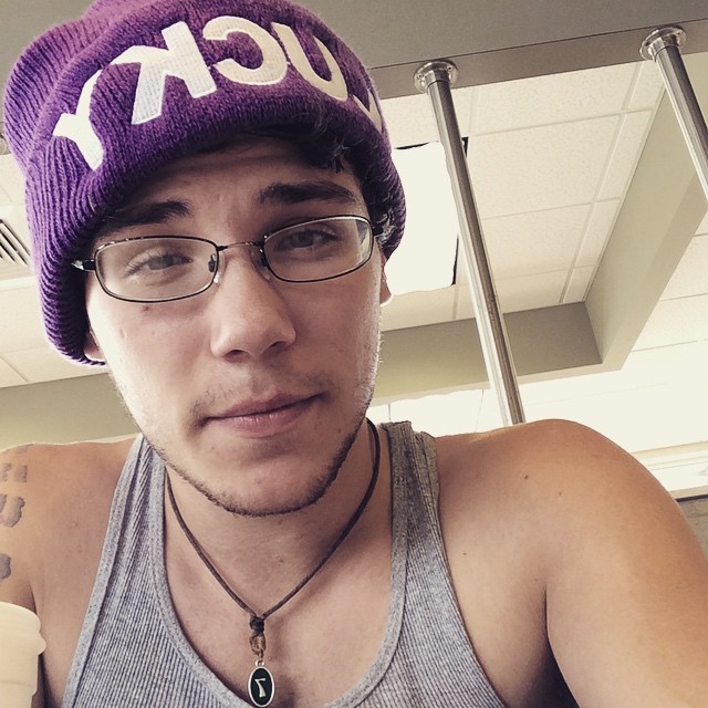 rts-ratethestraightblog:  Rate Mason here with 50 likes or reblogs if you think he