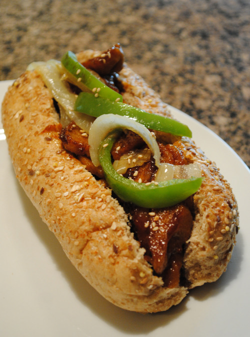 alloftheveganfood:Vegan Sub Round Up20 Minute Vegan Lobster RollEggplant Po’BoysVegan Teriyaki Tofu 