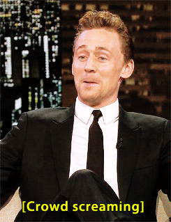 tomhazeldine:  Tom Hiddleston’s reactions