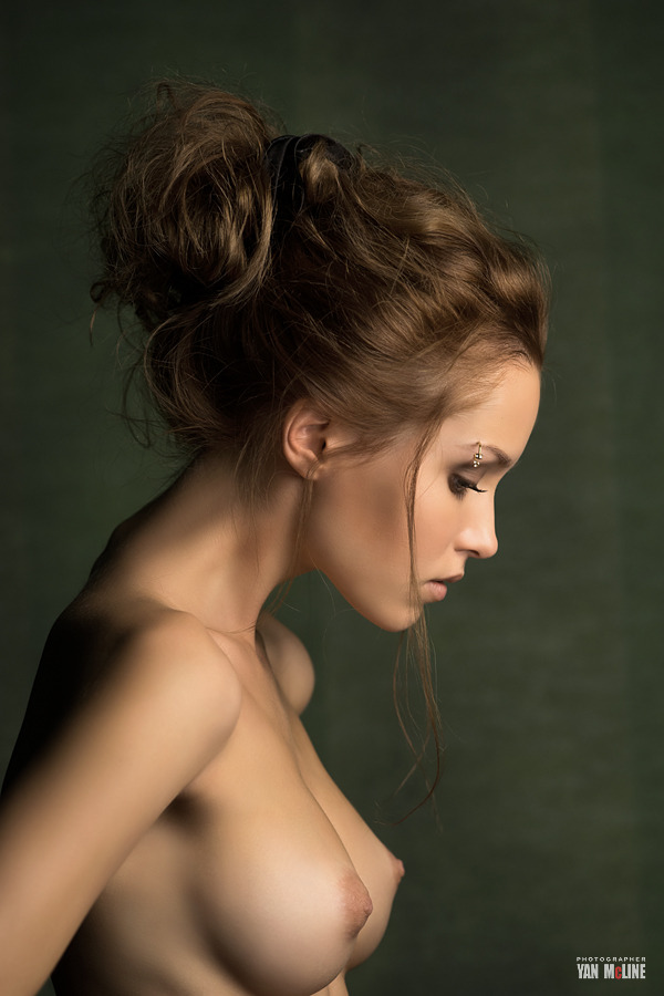 something-eyecatching:  Natural beauty Model: Felix Raya  Photographer: Yan McLine