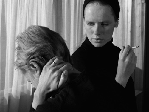 womeninthewindow:Persona (Ingmar Bergman, 1966)