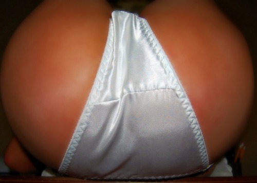 yumpanties:  bonripley:  Photos of me…  awesome