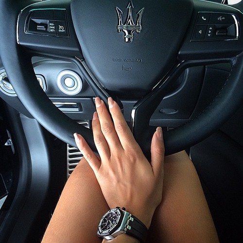 fherce:   sexy and glamorous! xo