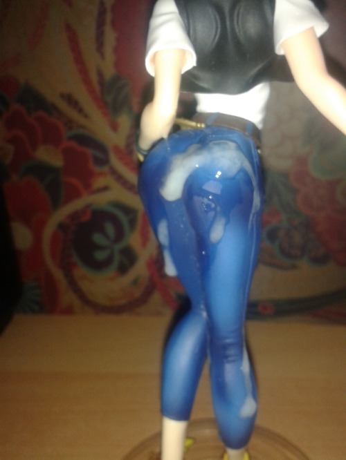 “Ass” requested: Some more Android 18 SOF (Booty) Love! I did a try at first, but wasnt too happy with the end result, so I rested for like 5 minutes and tried it again… Due to that there isnt much “material” and is not