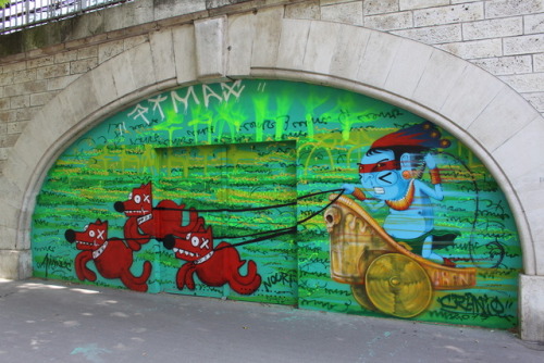 Mural by Cranio &amp; Nourf in Paris 13th district. Fresque de Cranio et Nourf dans le 13&e