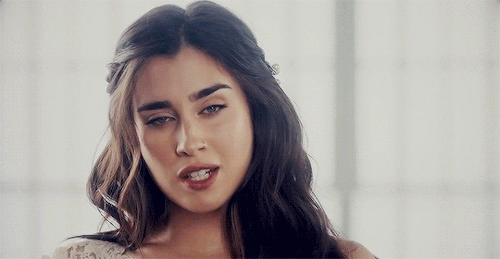 hellyeahfifthharmony: You think words can ease the tension..