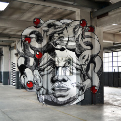 helenakandy:“Medusa” - 3d graffiti seen only from a certain viewpoint painted by Ninja1 and Mach505