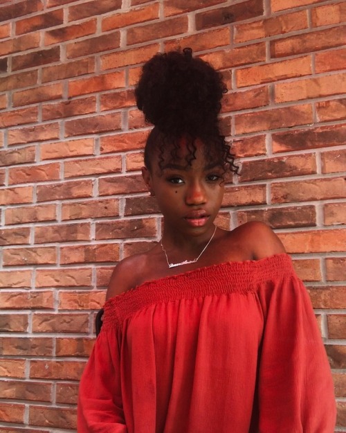 aminayael:All love here.