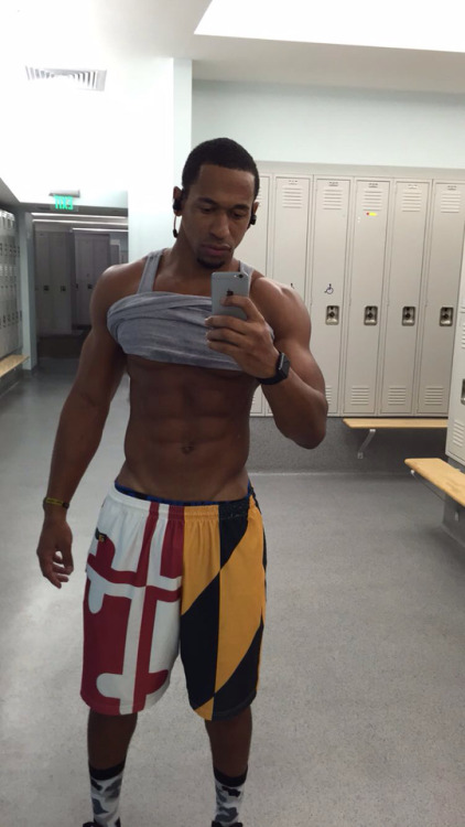 dl-dmv-exposed:  dc-downlow-blog:👆💯💯🔥🔥💪💪🏆🏆💪💪🔥🔥💯💯👆🙊🙊🙊🙊🙊#DATDMVL!FE🙊🙊🙊🙊🙊🙊 #DMV #Reblog #Submit #Bait #IsThatYourMan 👊🏾🍆💦👅🙈🤐  SUBMIT UR PIX AND I WILL