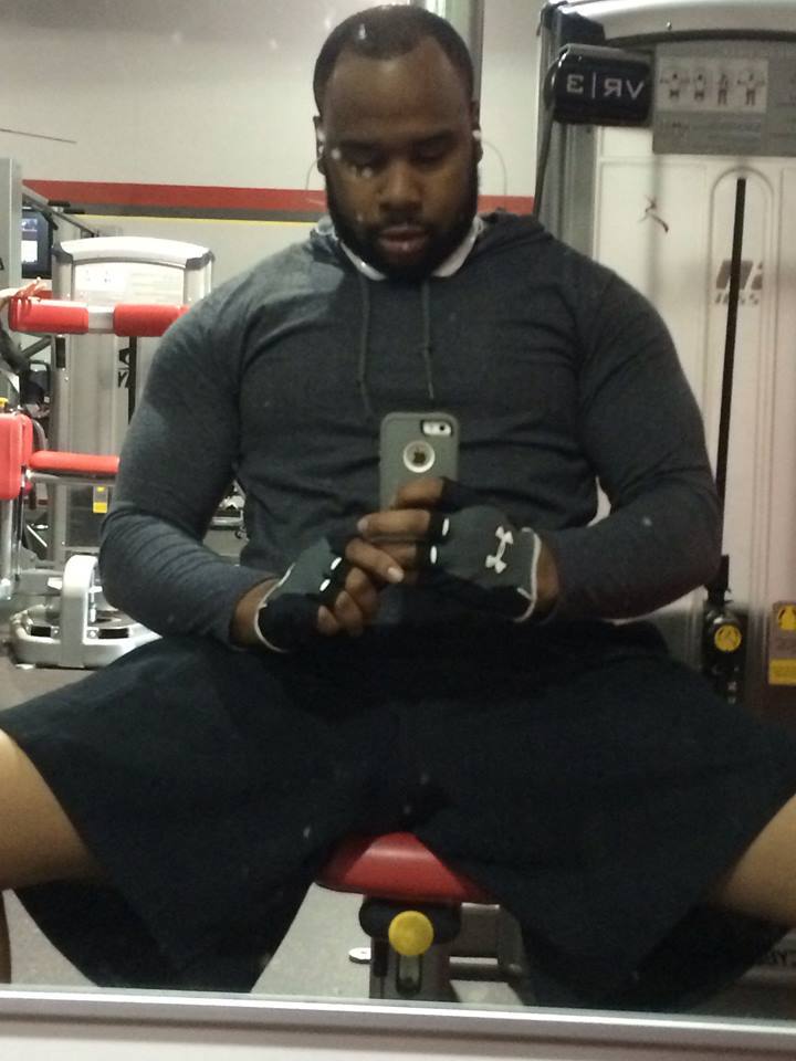 mrdamnhethick:  sothernbaby2015:  Mississippi Nigga   My type of hitta😍