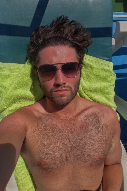 bloominglights:So warm 😏🌞