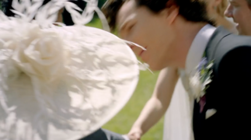 marcelock:quietlyprim:LOOK AT SHERLOCK SWEETLY KISSING THIS OLD LADIES CHEEK WHAT A SOFTYHE LOVES HI