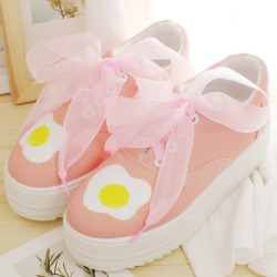 pastel-cutie:Fried Egg Platform Shoes ♥