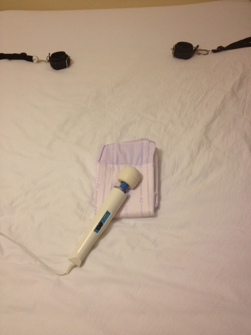 littlemisssmartiepants: paperpotter:  Smartie isn’t always the best behaved little girl. 