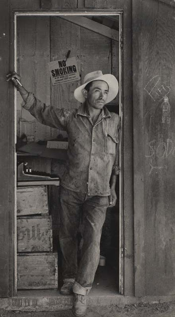 Max Yavno, Mexican Foreman  (1946)